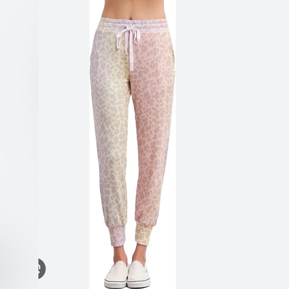 Sundry leopard print jogger pants pink purple grey size 3 Large